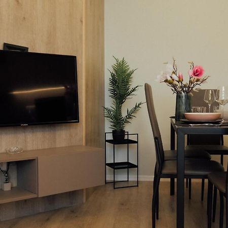 Newly Renovated Apartment Tirana Bagian luar foto