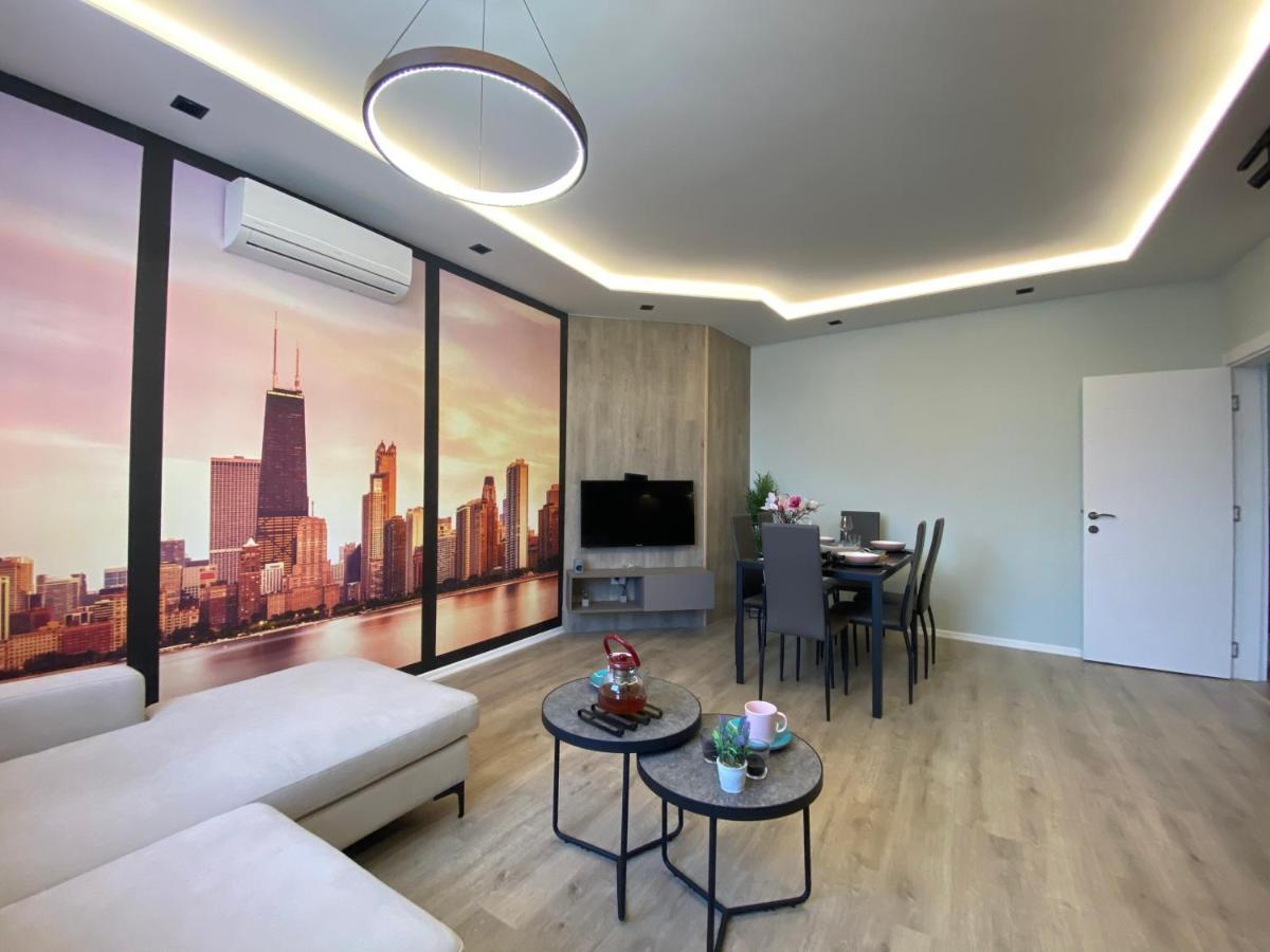 Newly Renovated Apartment Tirana Bagian luar foto
