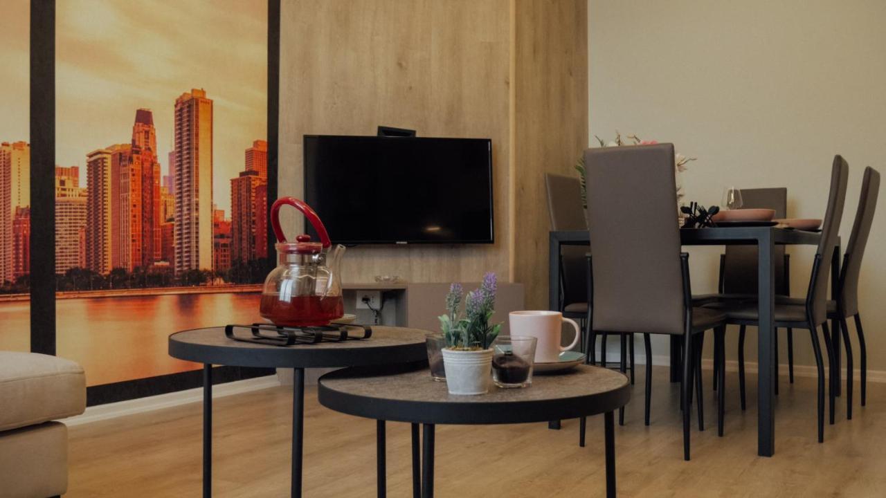 Newly Renovated Apartment Tirana Bagian luar foto