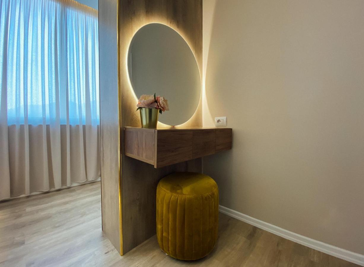 Newly Renovated Apartment Tirana Bagian luar foto
