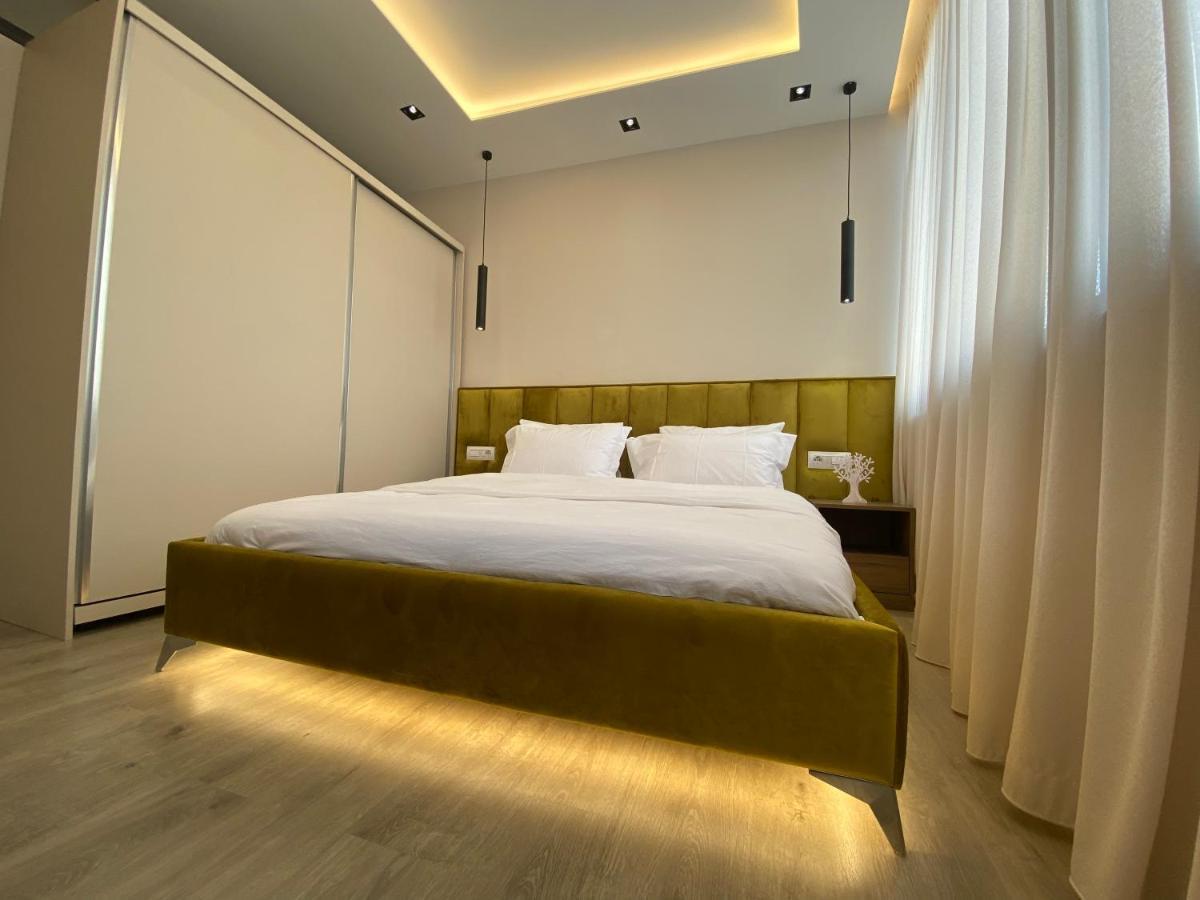 Newly Renovated Apartment Tirana Bagian luar foto