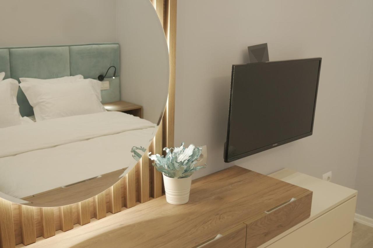 Newly Renovated Apartment Tirana Bagian luar foto